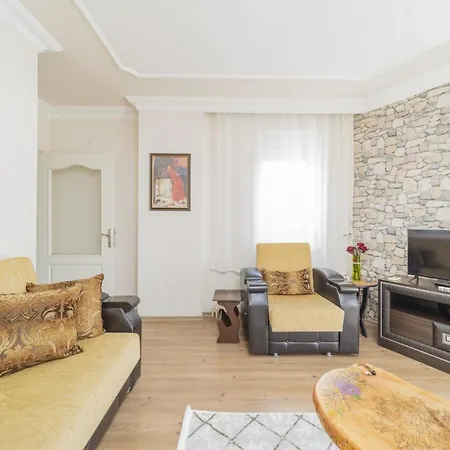 Apartment Central Flat W Balcony 10 Min To Markantalya Mall